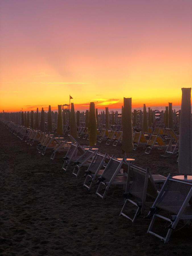 Hotel Savoia Jesolo Extérieur photo