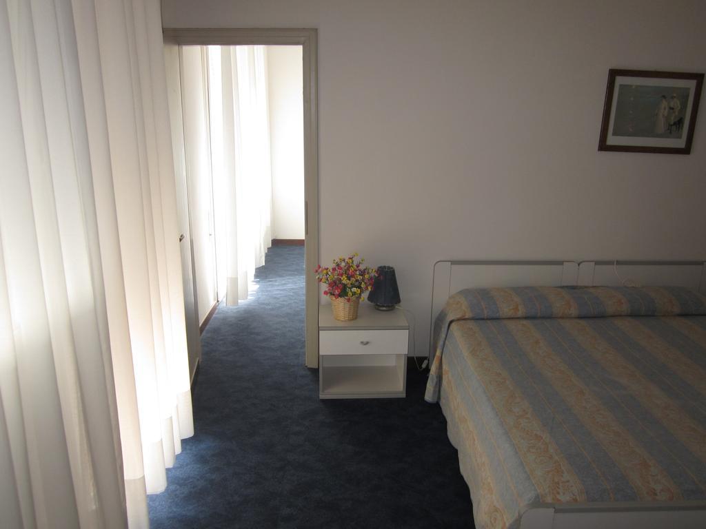 Hotel Savoia Jesolo Chambre photo