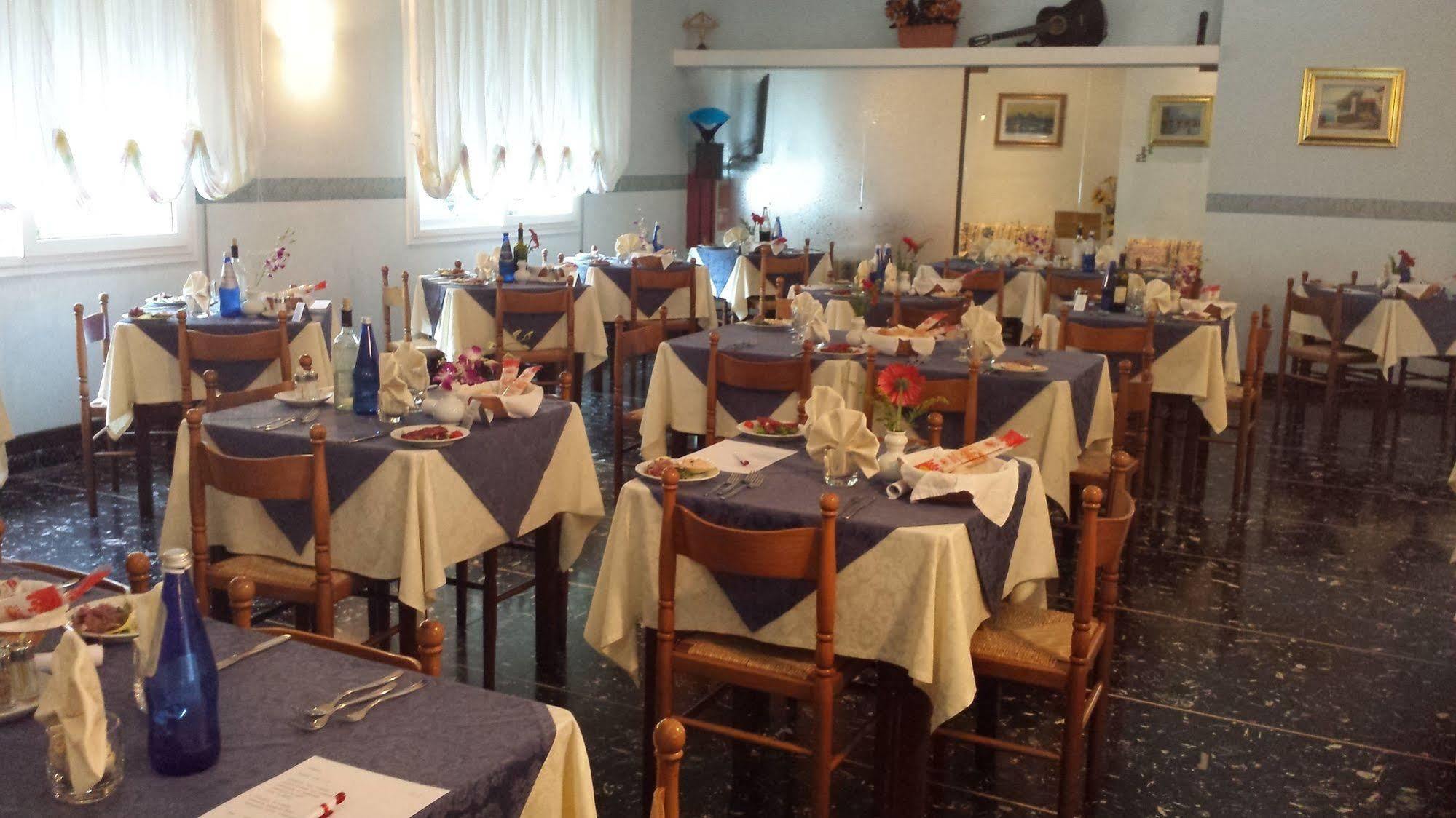 Hotel Savoia Jesolo Extérieur photo